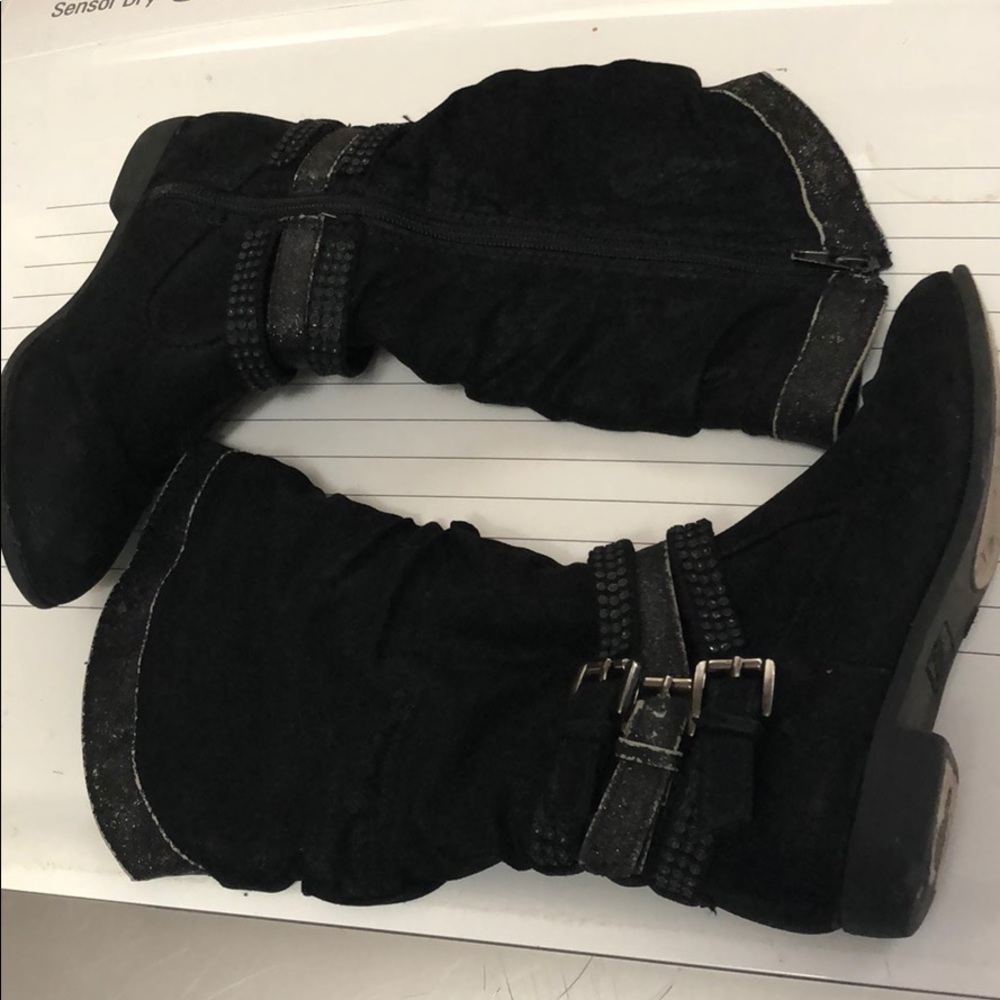 Justice little girl boots.